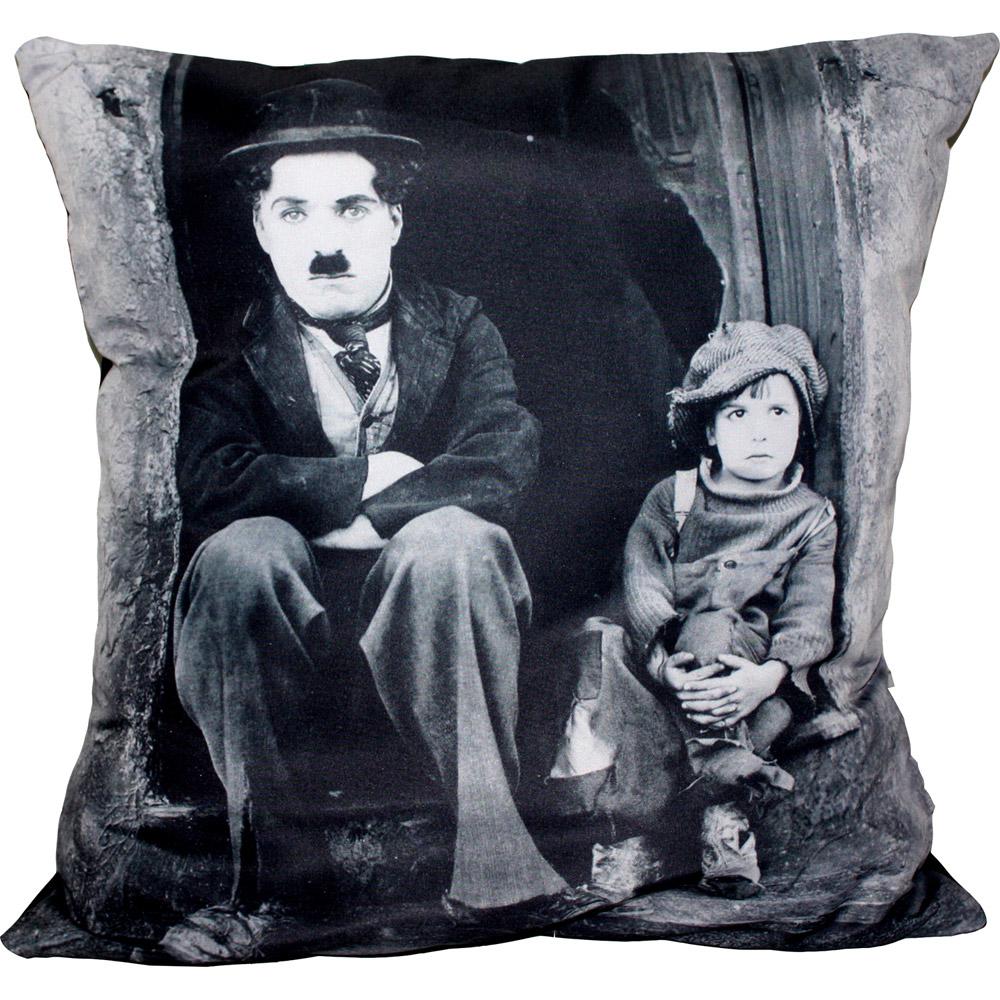 Almofada Charlie Chaplin Menino Preto/Branco Poliéster (42x42cm) - Uniart é bom? Vale a pena?