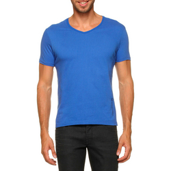 Camiseta Calvin Klein Jeans Gola V é bom? Vale a pena?