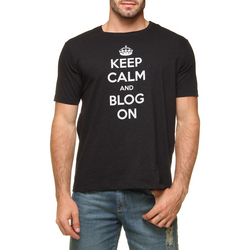 Camiseta Use Huck Keep Calm é bom? Vale a pena?