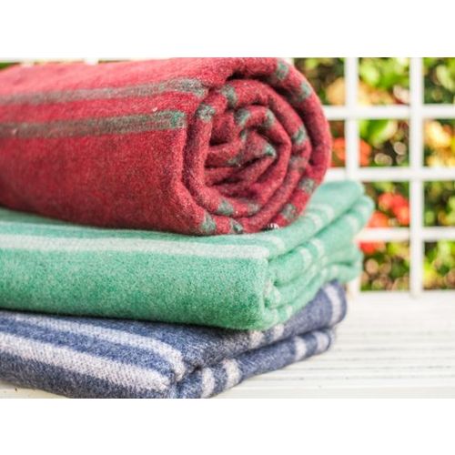 Cobertor Popular Casal Listrado Doação 180 X 210 Cm é bom? Vale a pena?