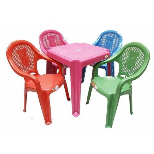 Conjunto Mesa e 4 Cadeira Infantil Plástico Colorida é bom? Vale a pena?