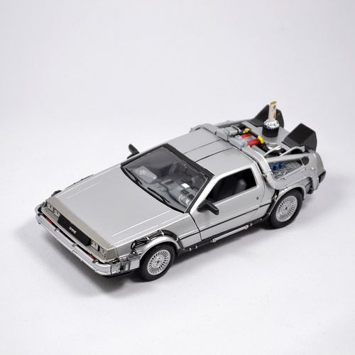 Delorean Time Machine Back To The Future Ii 1:24 Welly é bom? Vale a pena?
