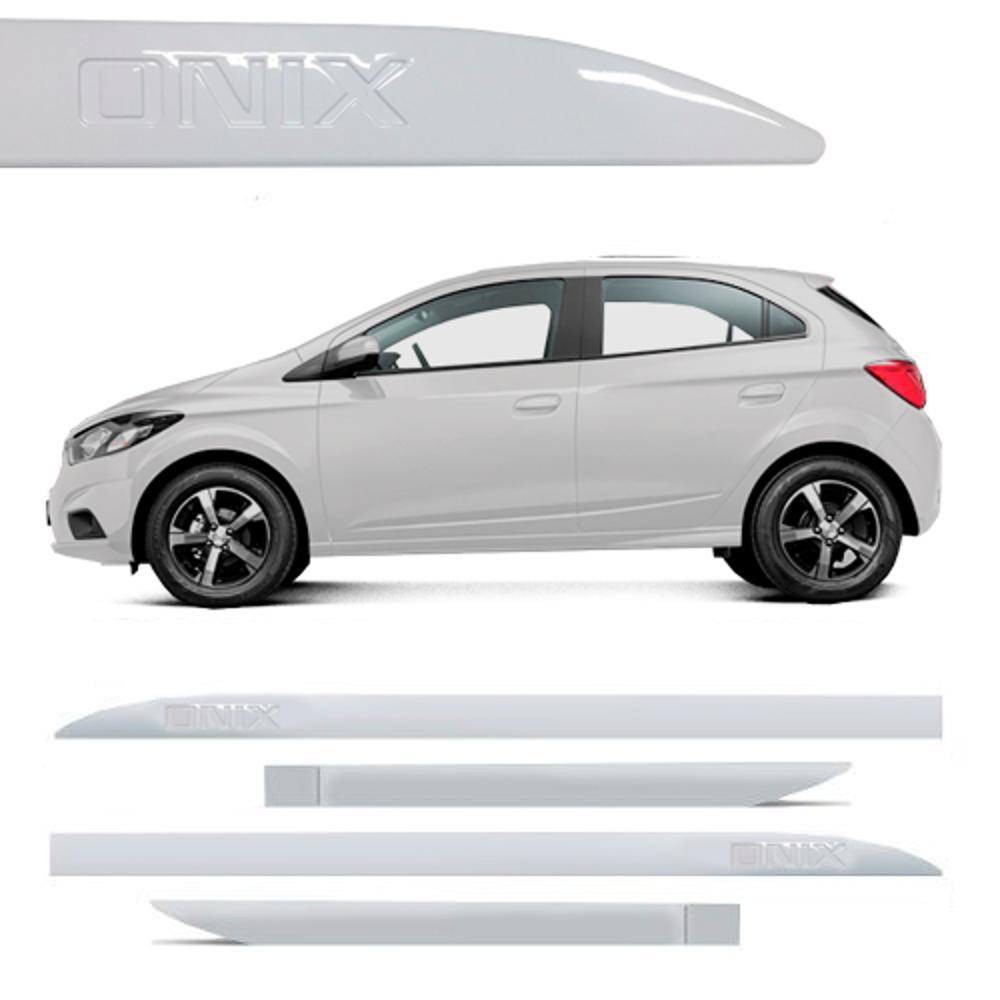 Friso Lateral Chevrolet Onix Branco Summit Escrita Baixo Relevo é bom? Vale a pena?