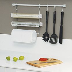 Kit de Cozinha: 1 Barra+3 Ganchos+1 Porta Rolos Triplo+1 Kit Fixação Branco é bom? Vale a pena?
