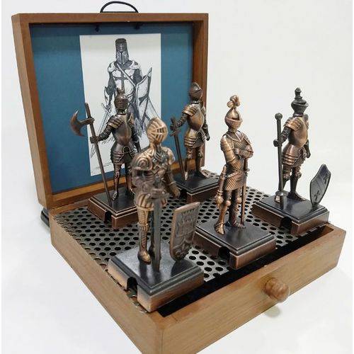 Miniaturas Decorativas com 5 Cavaleiros Medievais em Metal é bom? Vale a pena?