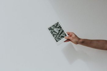 Vantagens e desvantagens do Kindle Paperwhite 2024 para estudantes?