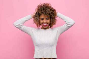 Cortes de Cabelos Crespo Feminino: Transforme seu Visual Hoje